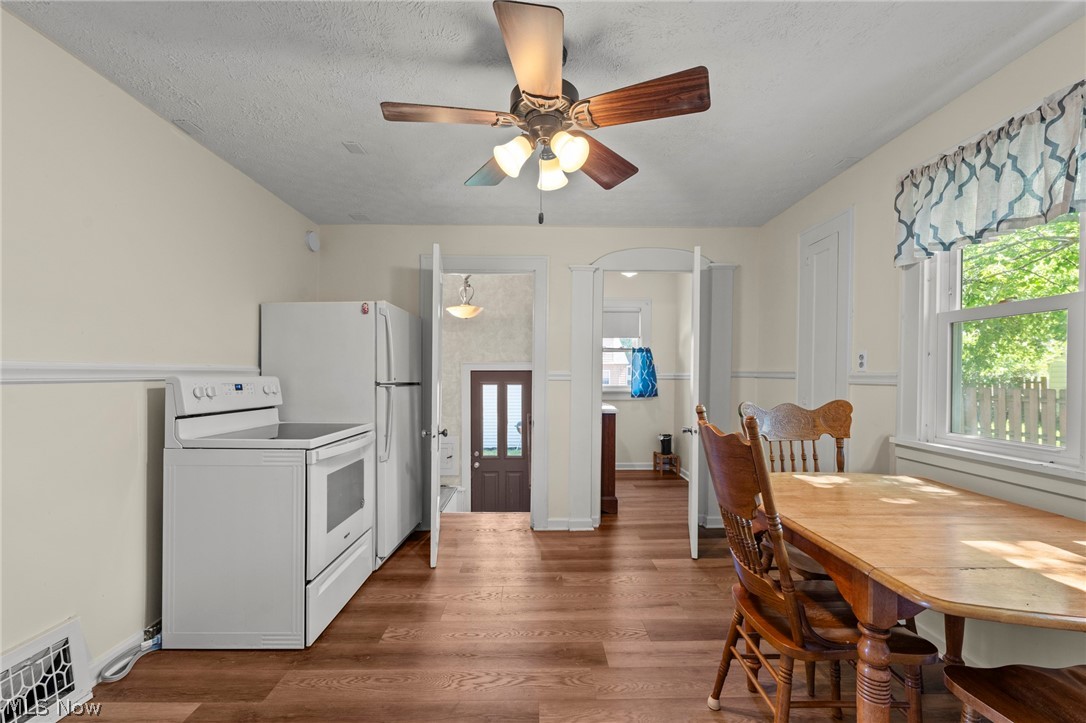 6502 Renwood Drive Parma OH 44129