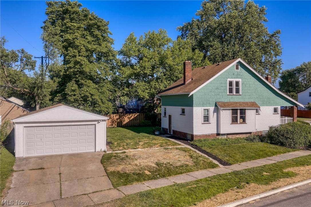 6502 Renwood Drive Parma OH 44129
