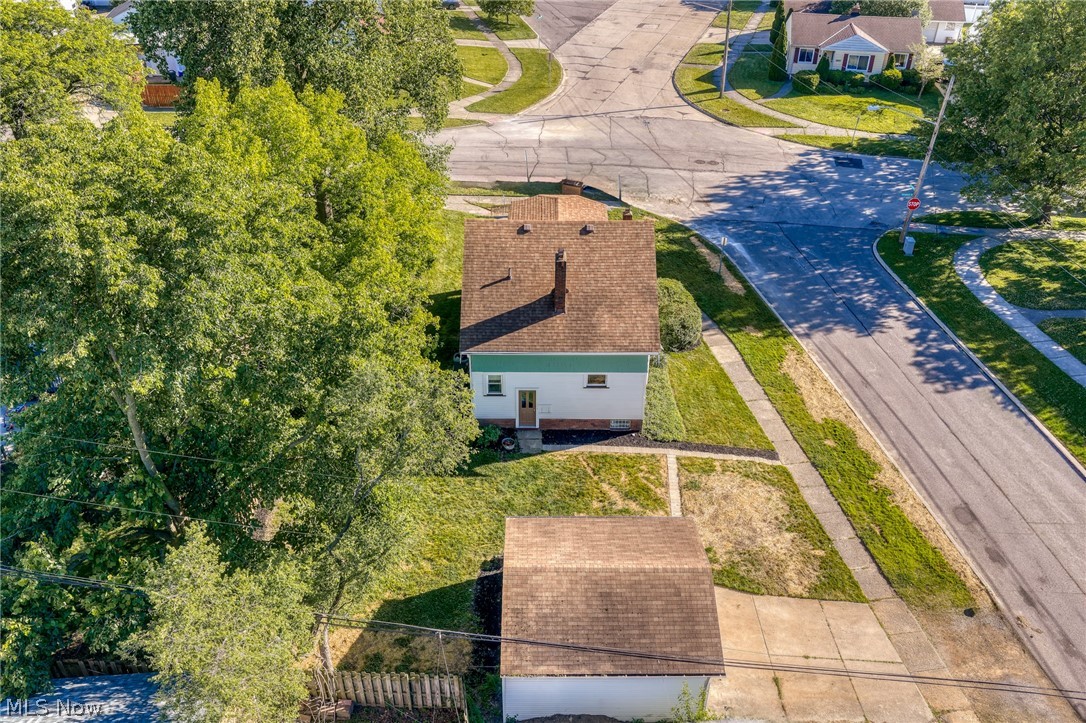 6502 Renwood Drive Parma OH 44129