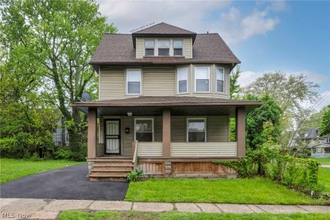 N Lockwood Avenue East Cleveland OH 44112
