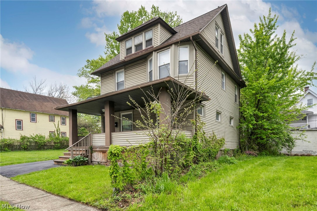 1168 N Lockwood Avenue East Cleveland OH 44112