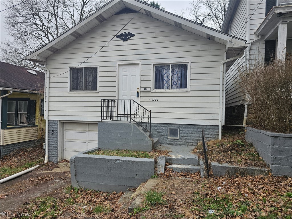 633 Riley Avenue East Liverpool OH 43920