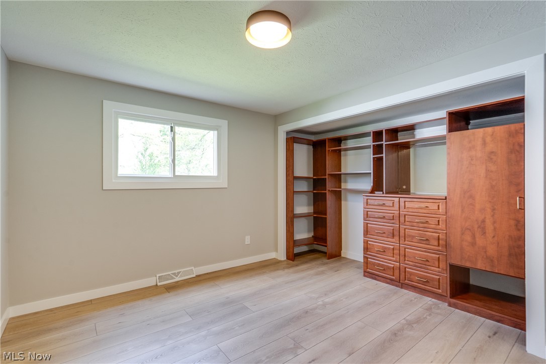 6366 Dunfield Drive Mayfield Heights OH 44143