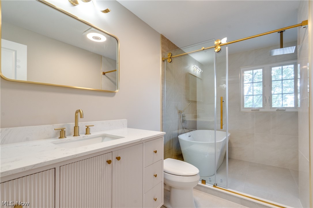 6366 Dunfield Drive Mayfield Heights OH 44143