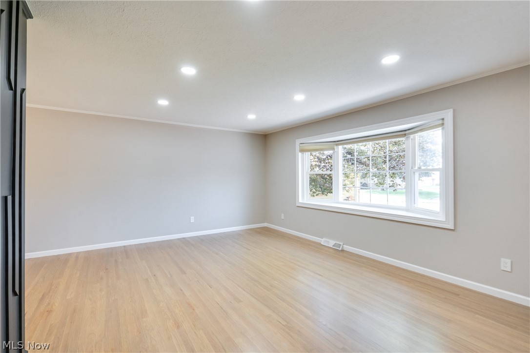 6366 Dunfield Drive Mayfield Heights OH 44143