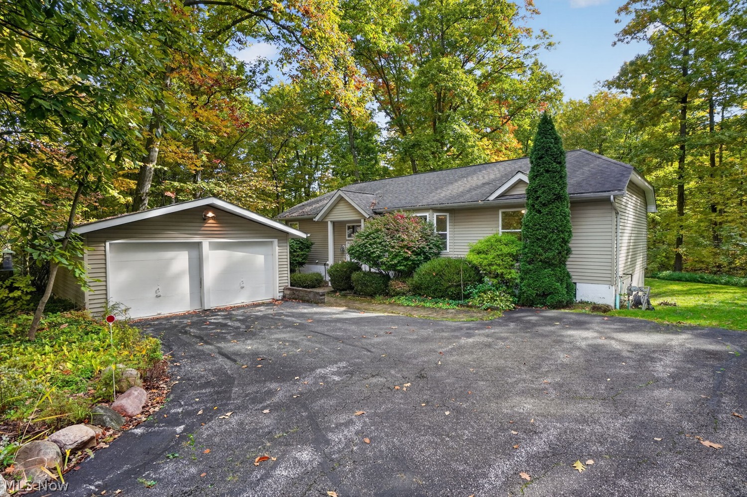 12851 Westchester Trail Chesterland OH 44026