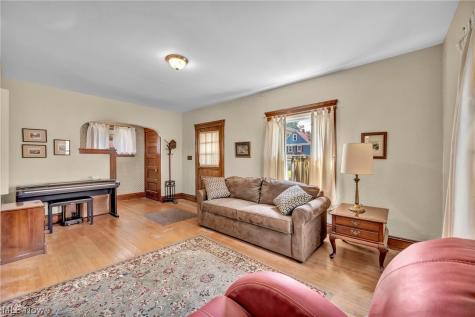 124 Cornell Avenue Elyria OH 44035