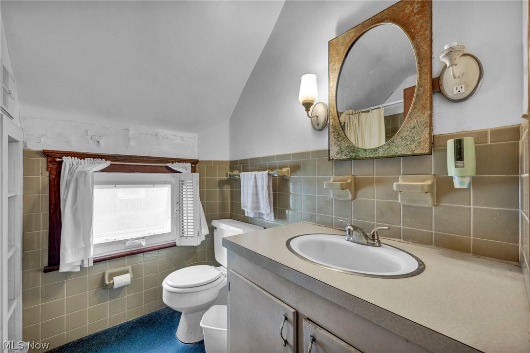 124 Cornell Avenue Elyria OH 44035