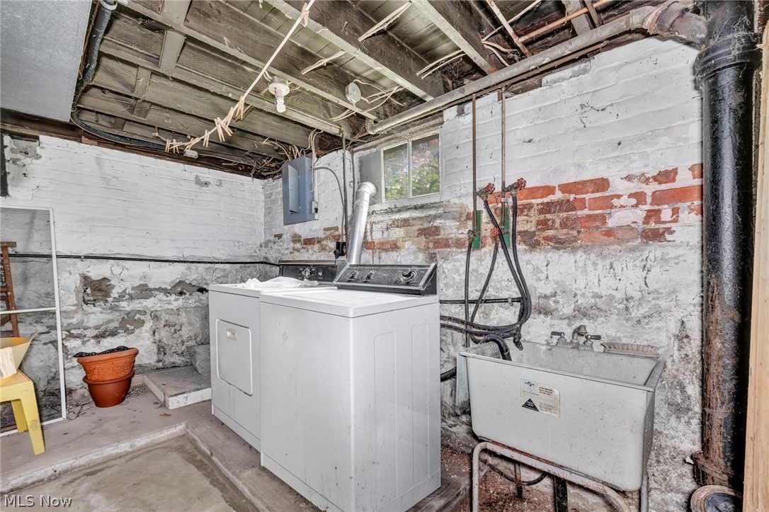 124 Cornell Avenue Elyria OH 44035