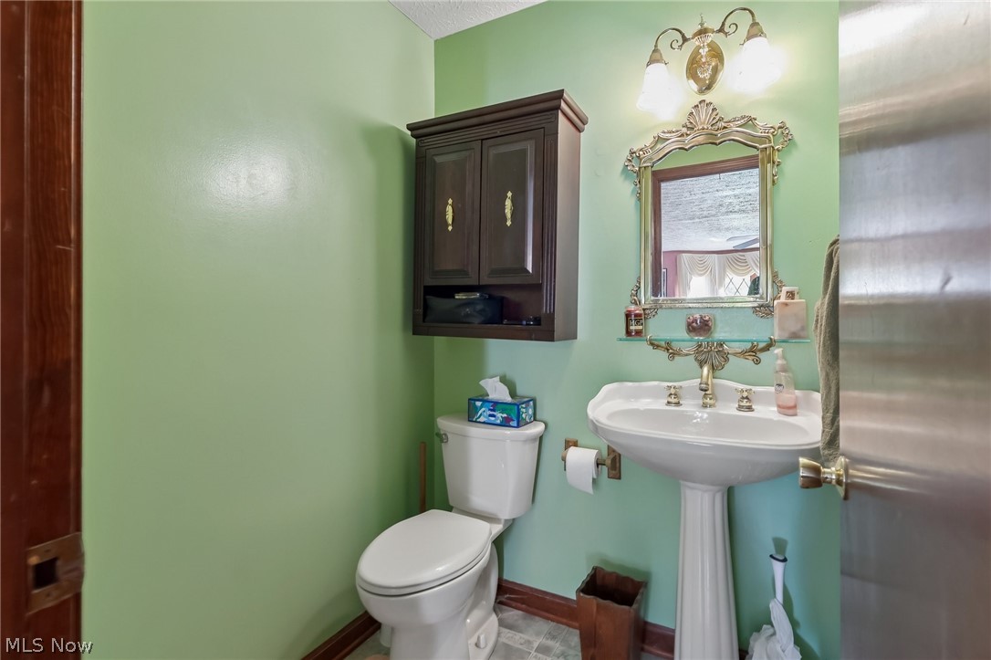 10037 Jamestown Drive North Royalton OH 44133