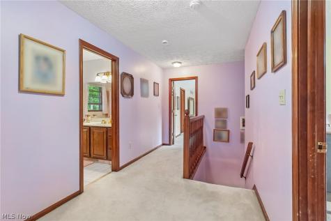 10037 Jamestown Drive North Royalton OH 44133