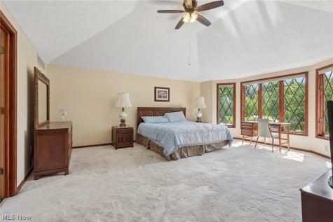 10037 Jamestown Drive North Royalton OH 44133