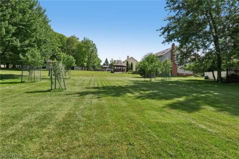 10037 Jamestown Drive North Royalton OH 44133