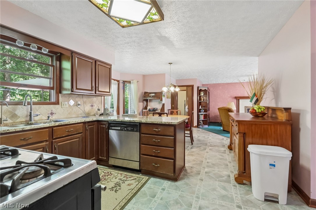 10037 Jamestown Drive North Royalton OH 44133