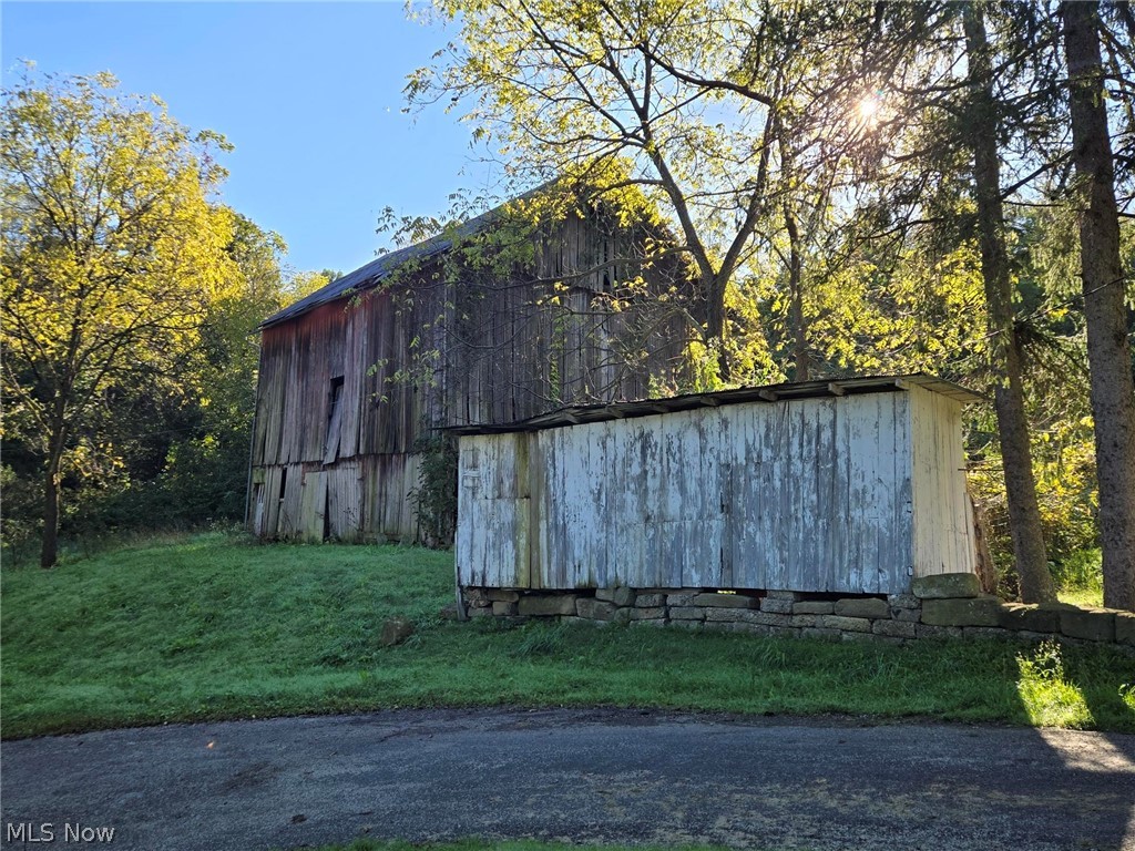 823 Marietta Hill Road NW Mcconnelsville OH 43756