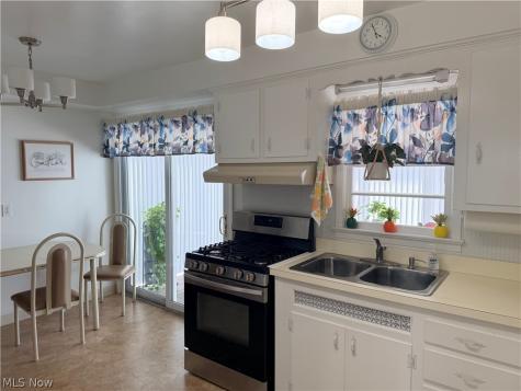 3846 E 365th Street Willoughby OH 44094