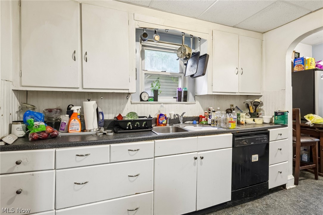 3590 Woodridge Road Cleveland Heights OH 44121