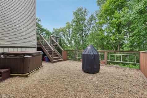 955 E Schaaf Road Brooklyn Heights OH 44131