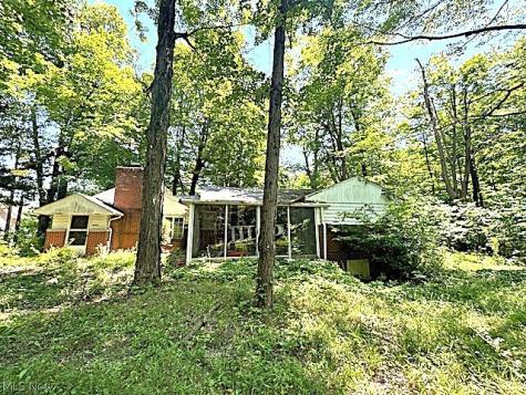2092 Holmes Drive Twinsburg OH 44087
