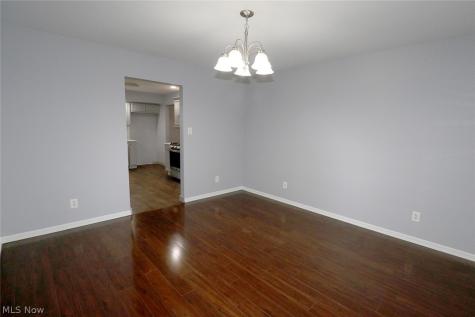 2306 Alexander Manor W Steubenville OH 43952