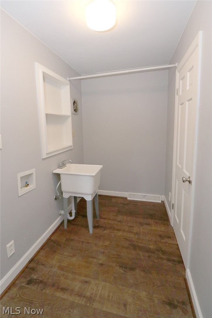 2306 Alexander Manor W Steubenville OH 43952