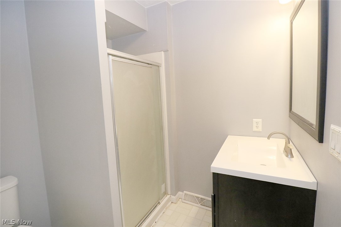 2306 Alexander Manor W Steubenville OH 43952