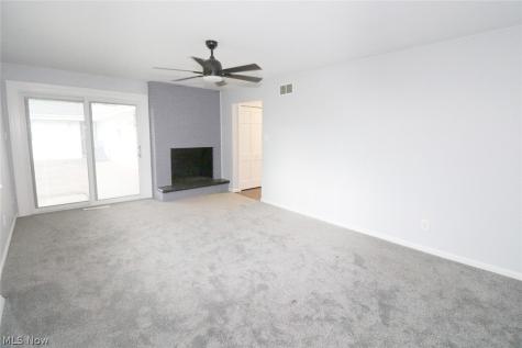 2306 Alexander Manor W Steubenville OH 43952