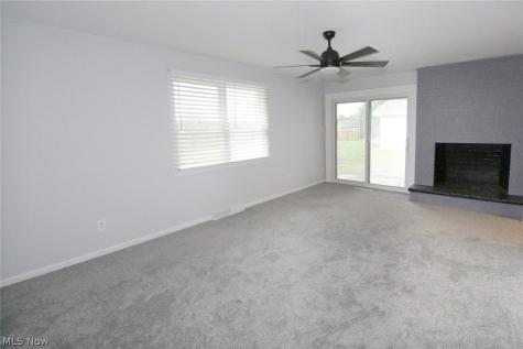 2306 Alexander Manor W Steubenville OH 43952