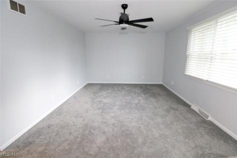 2306 Alexander Manor W Steubenville OH 43952
