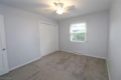 2306 Alexander Manor W Steubenville OH 43952