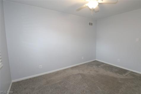 2306 Alexander Manor W Steubenville OH 43952