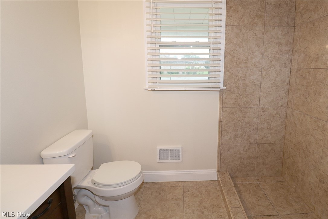2306 Alexander Manor W Steubenville OH 43952