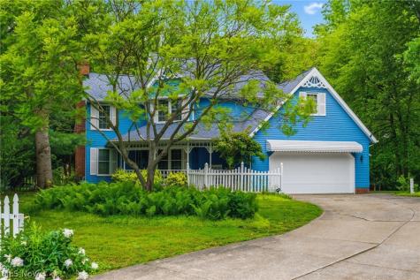 5882 Indian Creek Circle NW Canton OH 44718