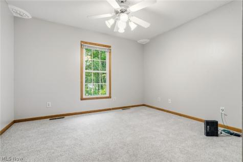 5882 Indian Creek Circle NW Canton OH 44718