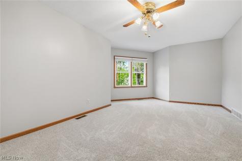 5882 Indian Creek Circle NW Canton OH 44718