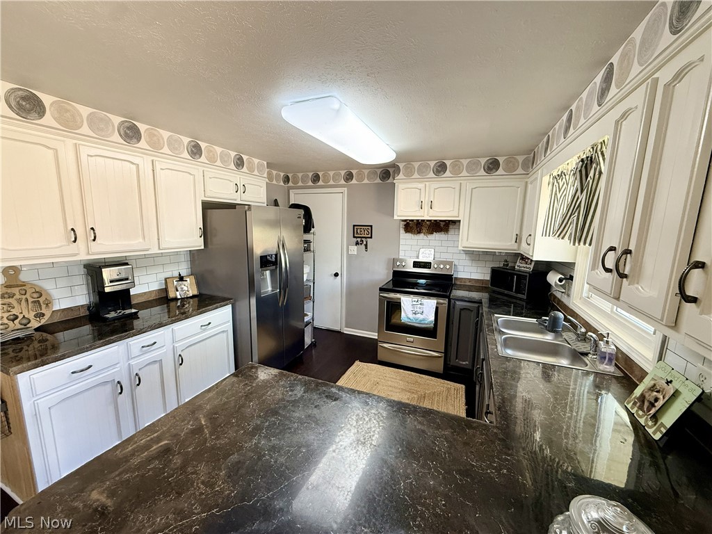 917 3rd Street NE New Philadelphia OH 44663