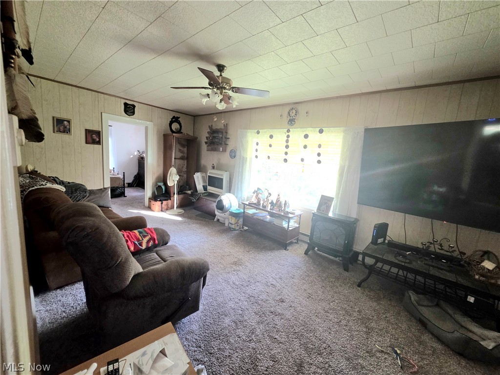 46242 County Road 501 Coshocton OH 43812