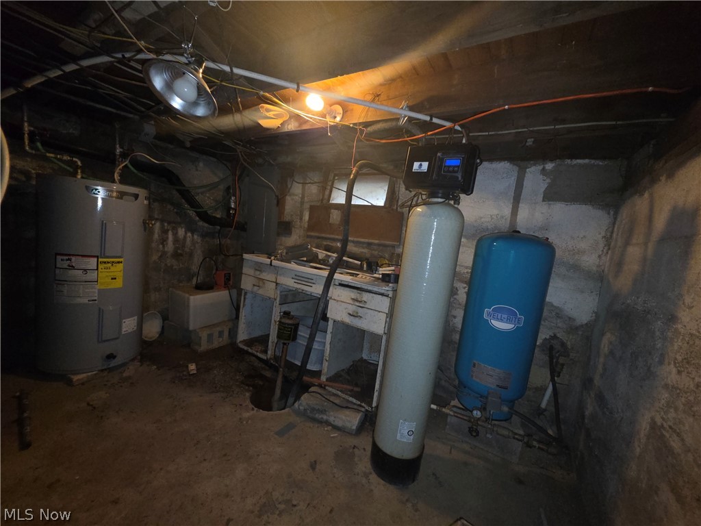 46242 County Road 501 Coshocton OH 43812