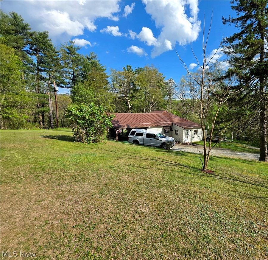 46242 County Road 501 Coshocton OH 43812