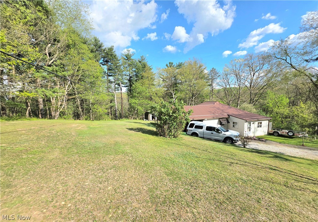 46242 County Road 501 Coshocton OH 43812