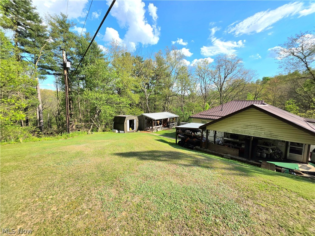 46242 County Road 501 Coshocton OH 43812
