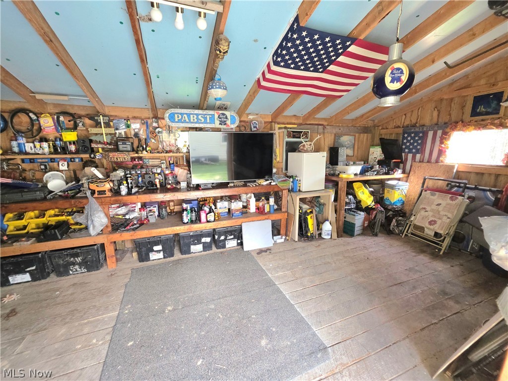 46242 County Road 501 Coshocton OH 43812