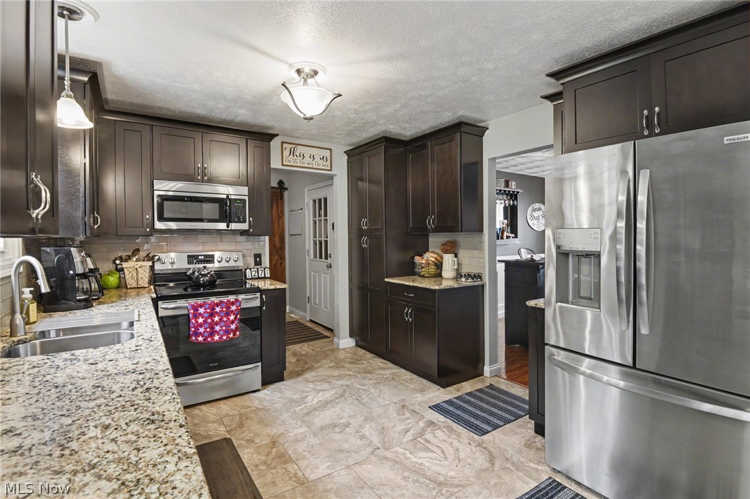 18 Morningview Circle Canfield OH 44406