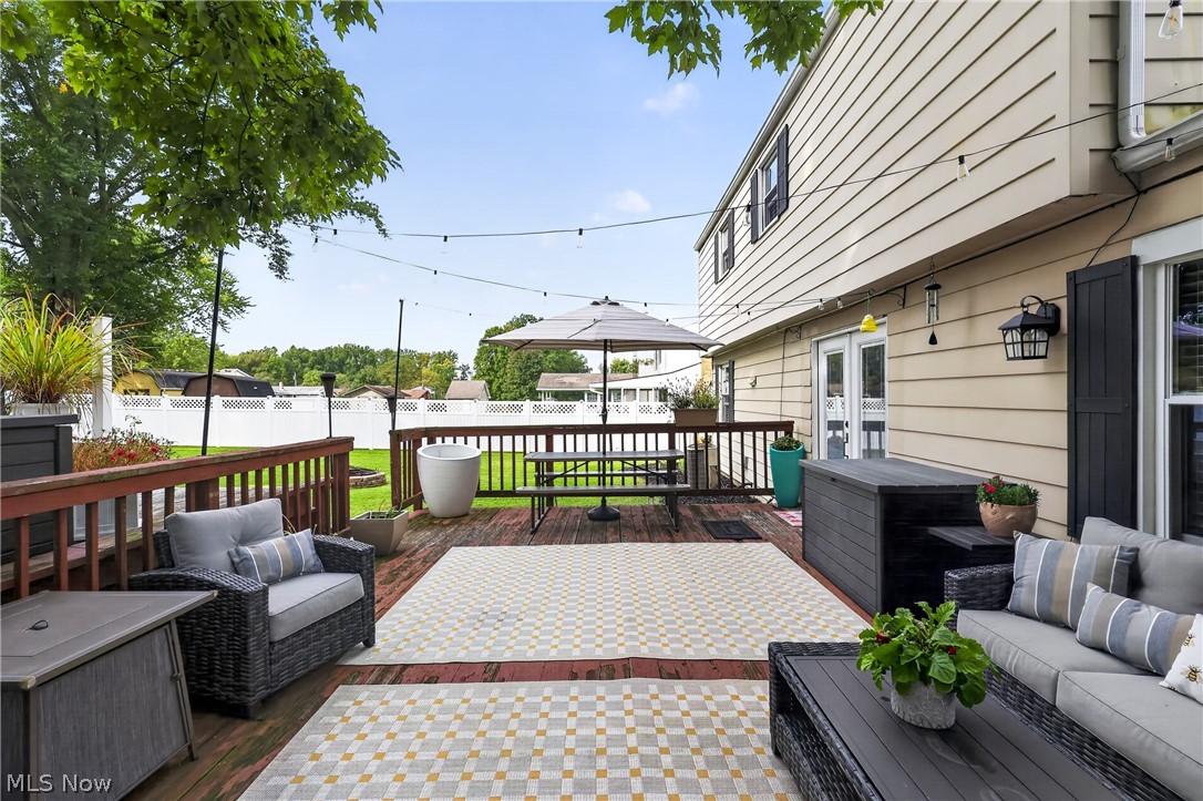 355 Earl Drive NW Warren OH 44483