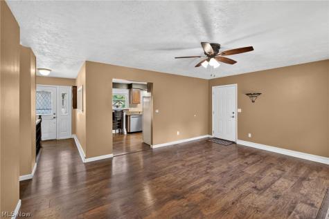 130 W Main Street Seville OH 44273