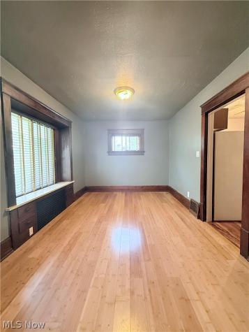 2132 10th Street SW Akron OH 44314