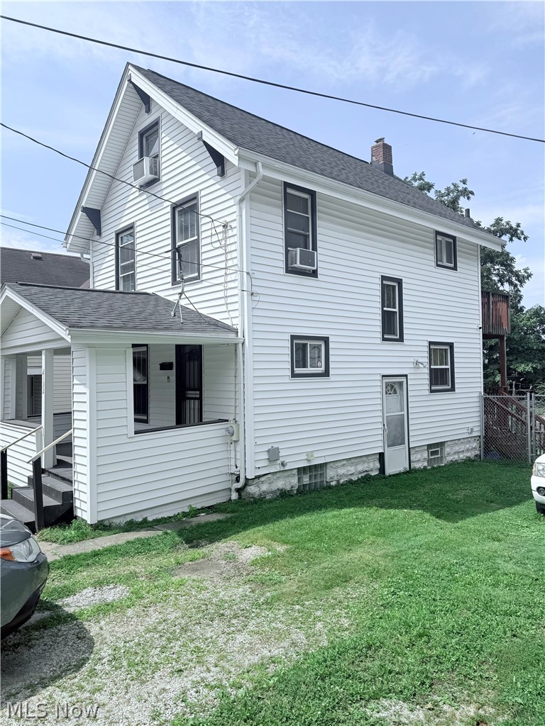 2132 10th Street SW Akron OH 44314