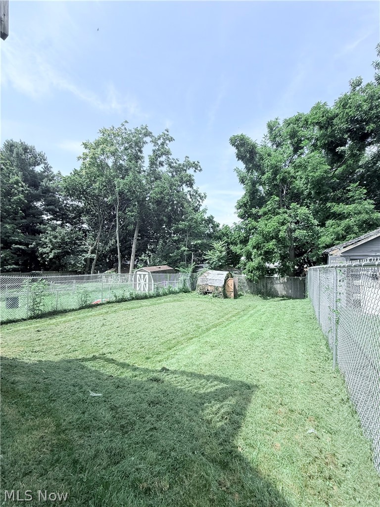 2132 10th Street SW Akron OH 44314