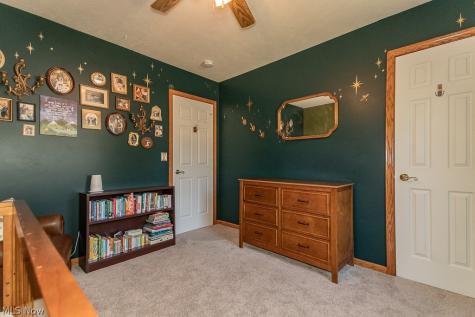 7633 Debonaire Drive Mentor OH 44060