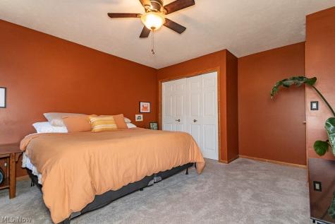 7633 Debonaire Drive Mentor OH 44060